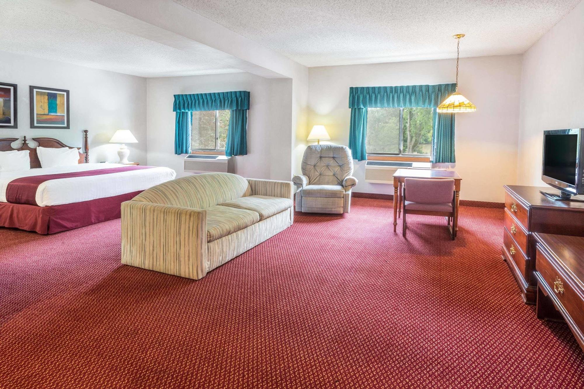 Days Inn By Wyndham Tiffin Kültér fotó